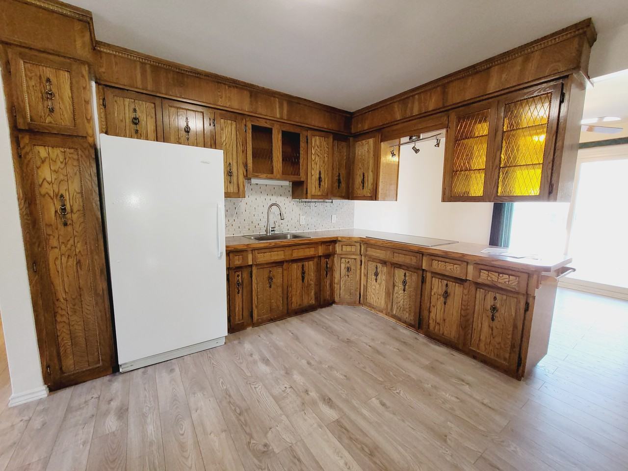 9605 158 St Nw - Photo 2 of 17