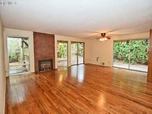 4226 NE 132nd Ave - Photo 3 of 15