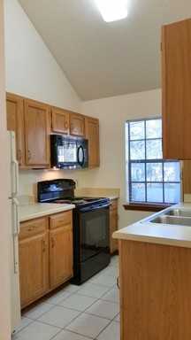 919 W 22nd Ave - Photo 3 of 25