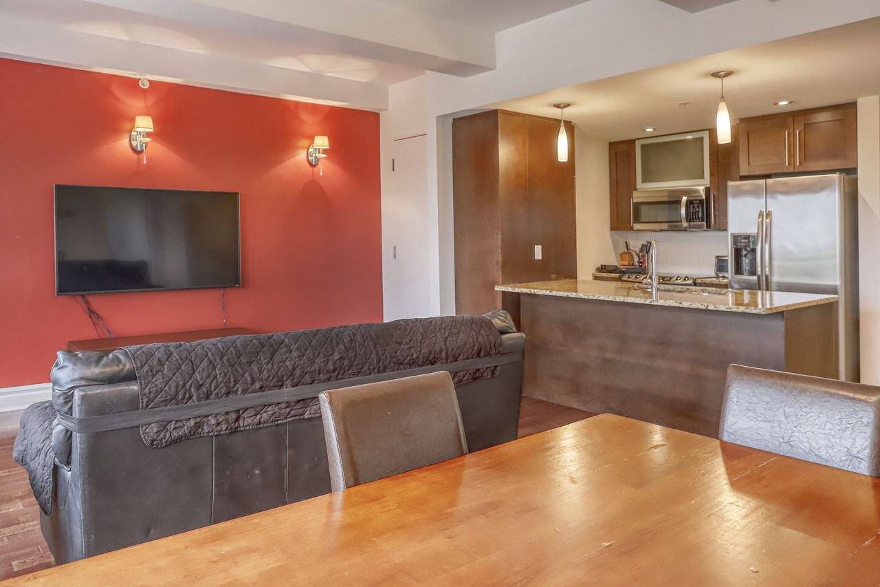 1010 Rue Sainte-Catherine Est #509 - Photo 3 of 13