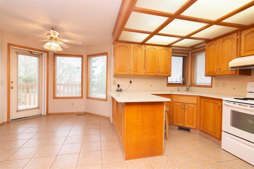 50 Hawkwood Drive Northwest - Photo 2 of 20