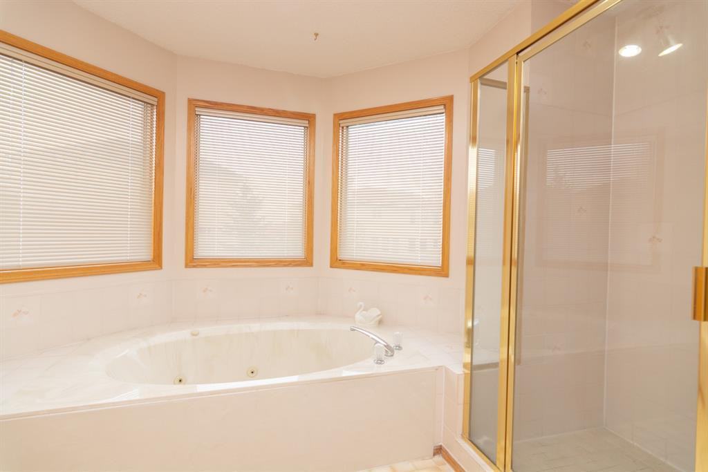 50 Hawkwood Drive Northwest - Photo 6 of 20