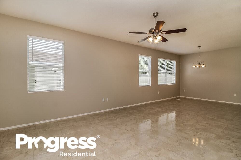 1741 Strathmore Cir - Photo 3 of 16