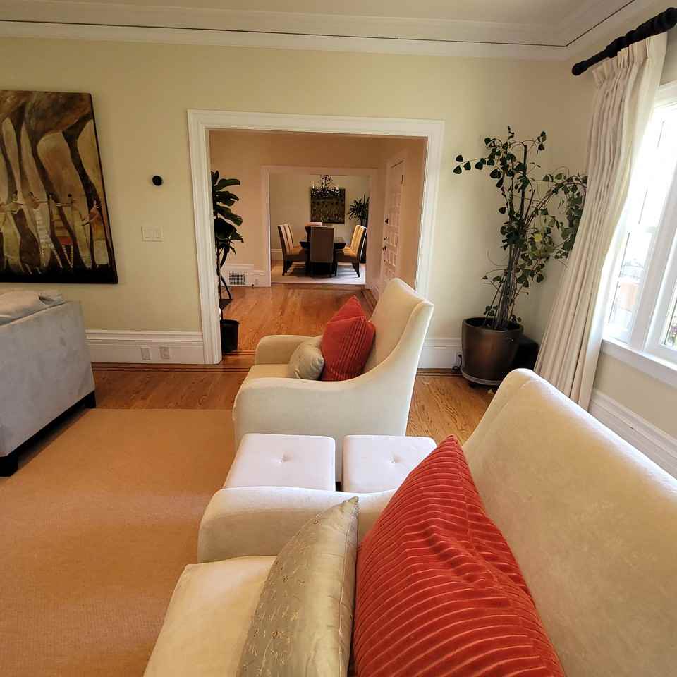 1056 Ardmore Avenue - Photo 2 of 20