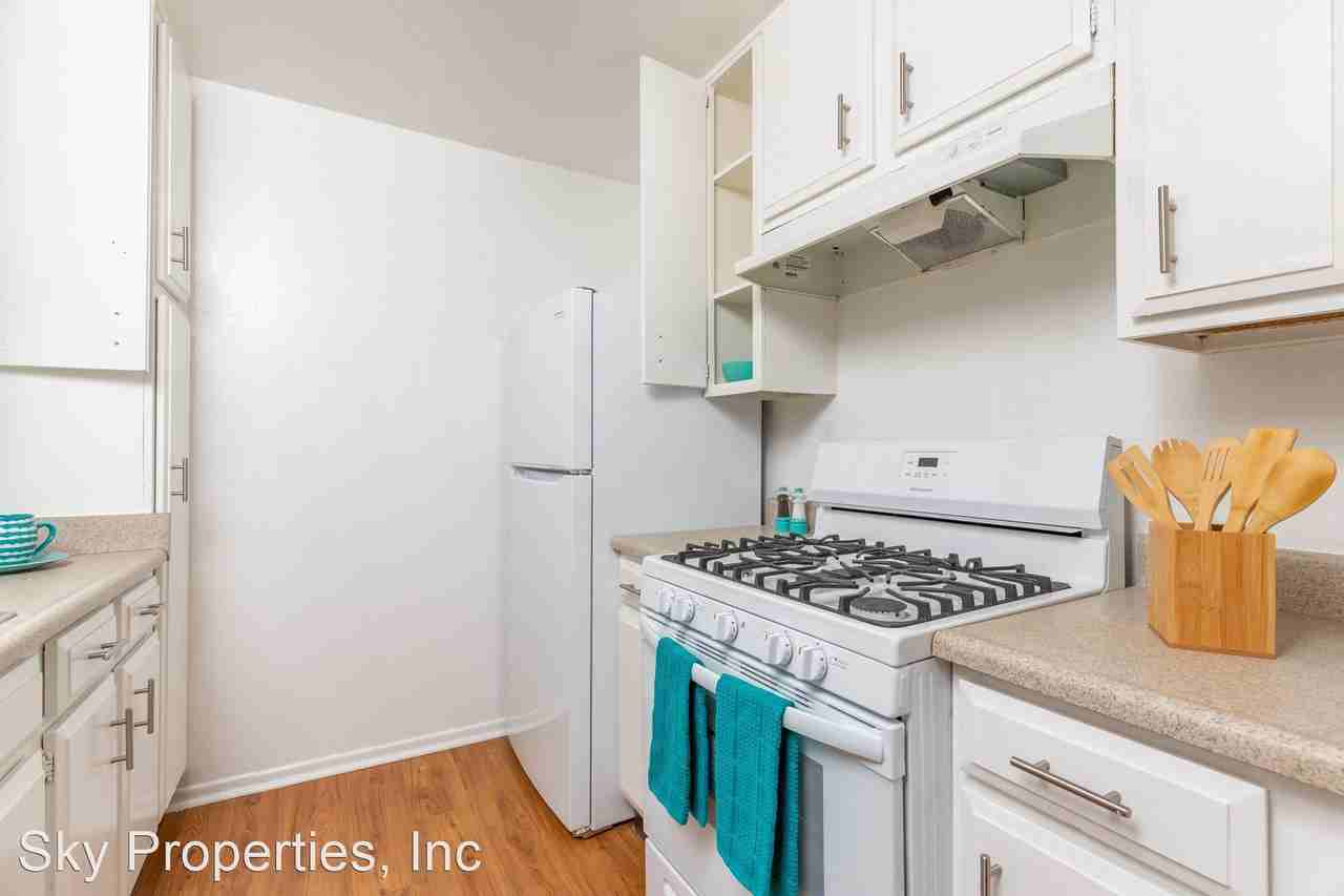 118 W. Mission Rd. - Photo 3 of 11