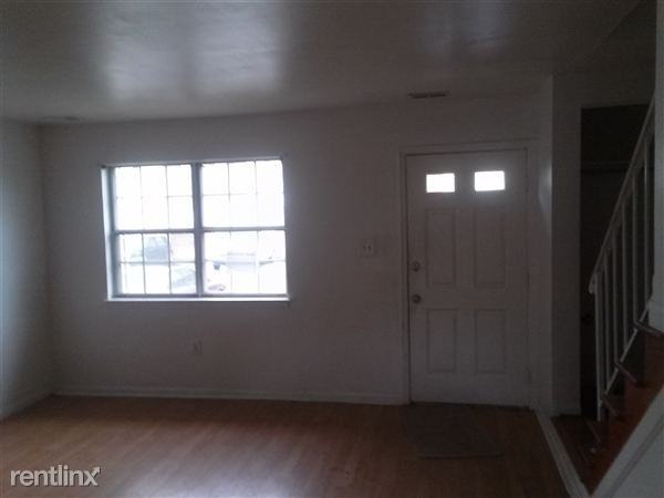 221 Candle Light Ln - Photo 2 of 9