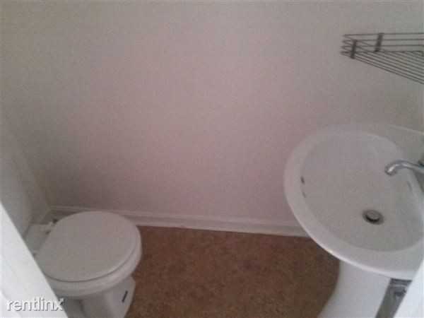 221 Candle Light Ln - Photo 3 of 9