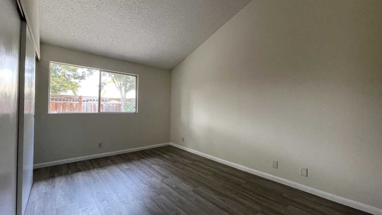 34319 Blackstone Way #1 - Photo 3 of 28