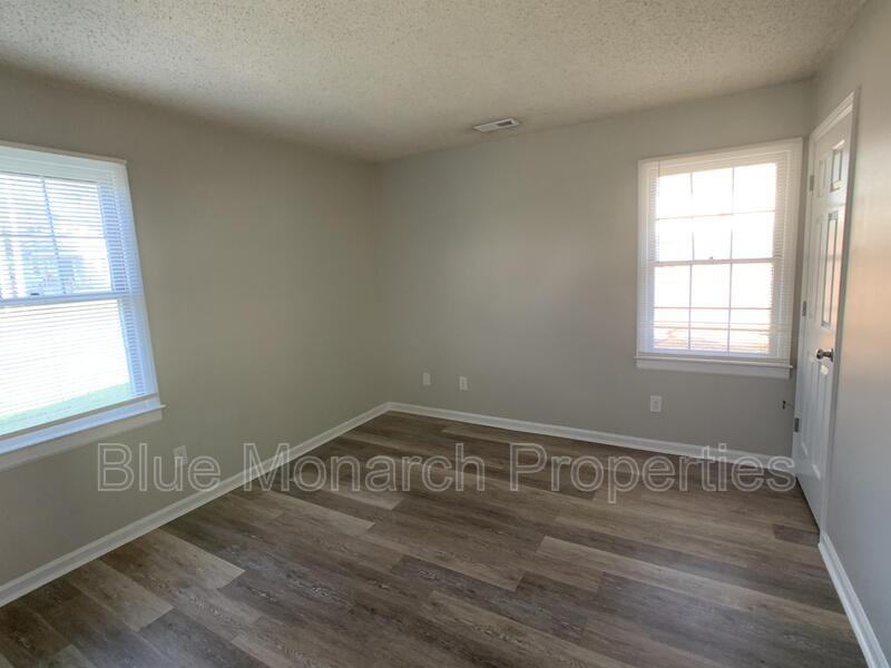 221 Welch Ave - Photo 6 of 9