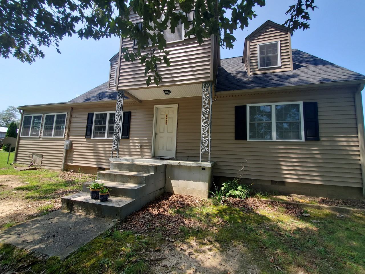 405 Chelsea Road - Photo 2 of 18