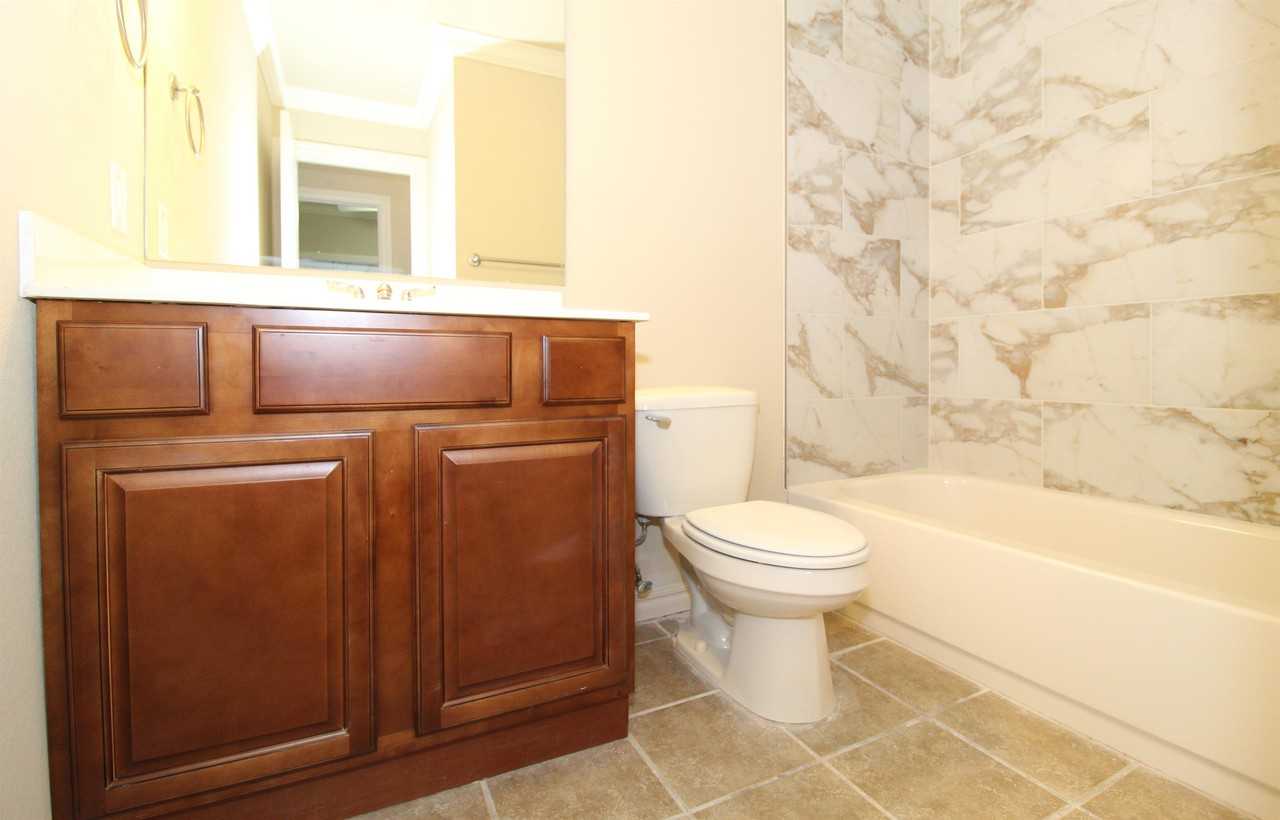 2556 E Turtle Creek Dr #1 - Photo 6 of 8