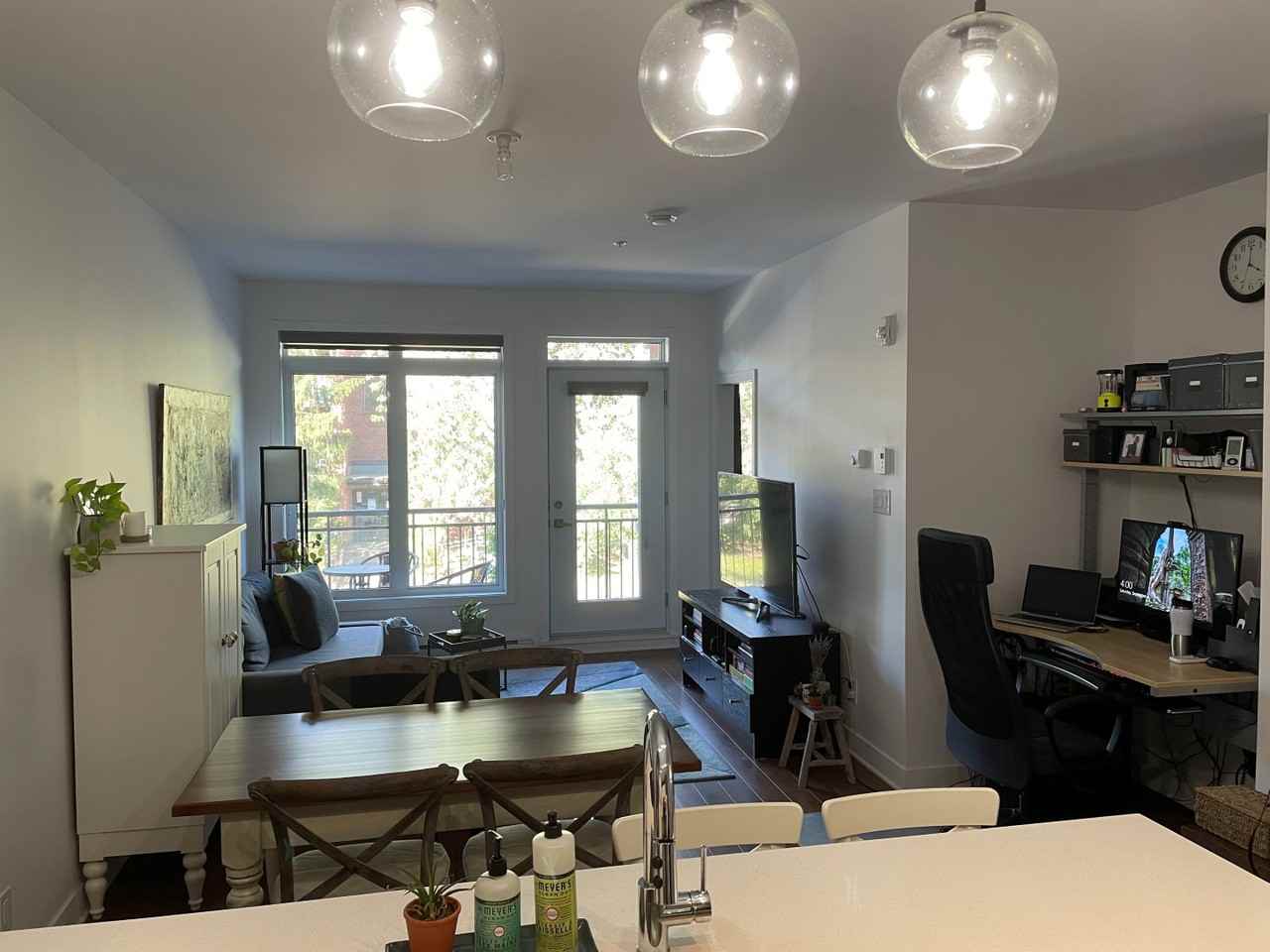 2350 Avenue Aird #215 - Photo 3 of 11