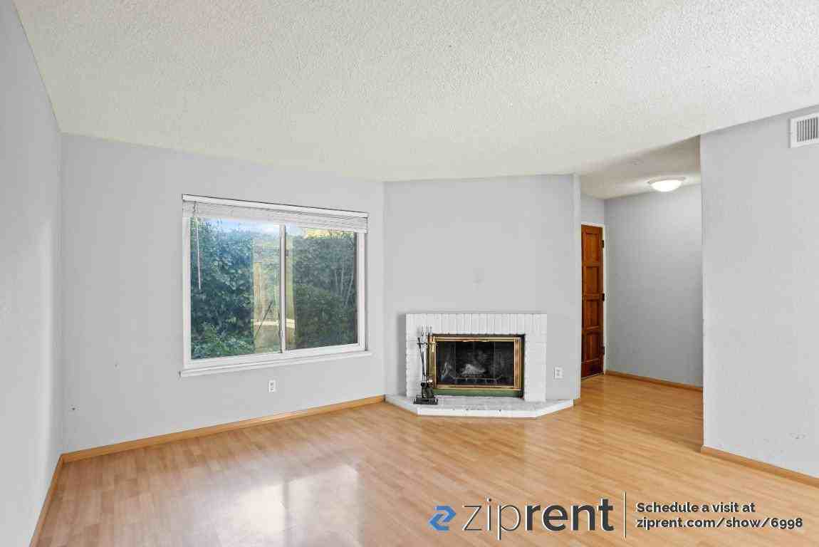 3474 Sugarcreek Dr - Photo 2 of 20