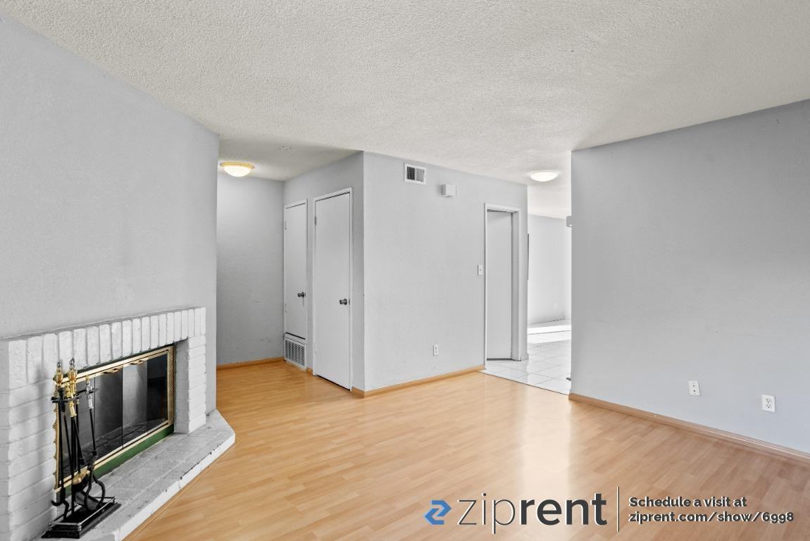 3474 Sugarcreek Dr - Photo 3 of 20