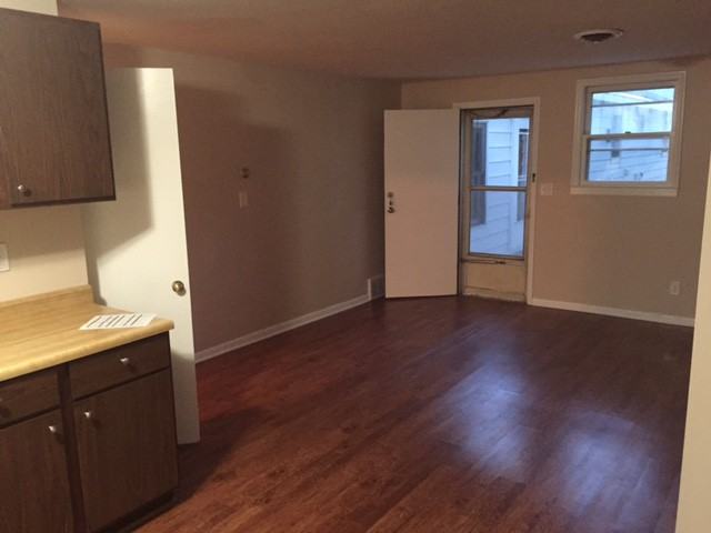 15 Shagbark Rd - Photo 2 of 5