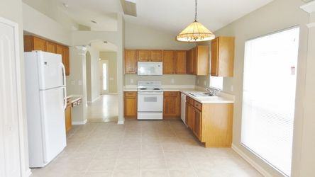 5854 War Admiral Dr - Photo 3 of 7