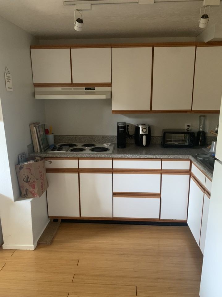 214 Lakeview Way - Photo 2 of 6