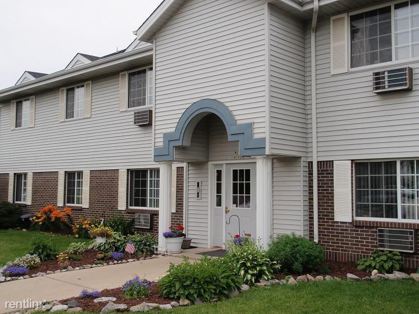 Clover Ridge Apartments W239N5928 Maple Ave 213, Sussex, WI 53089 Zumper