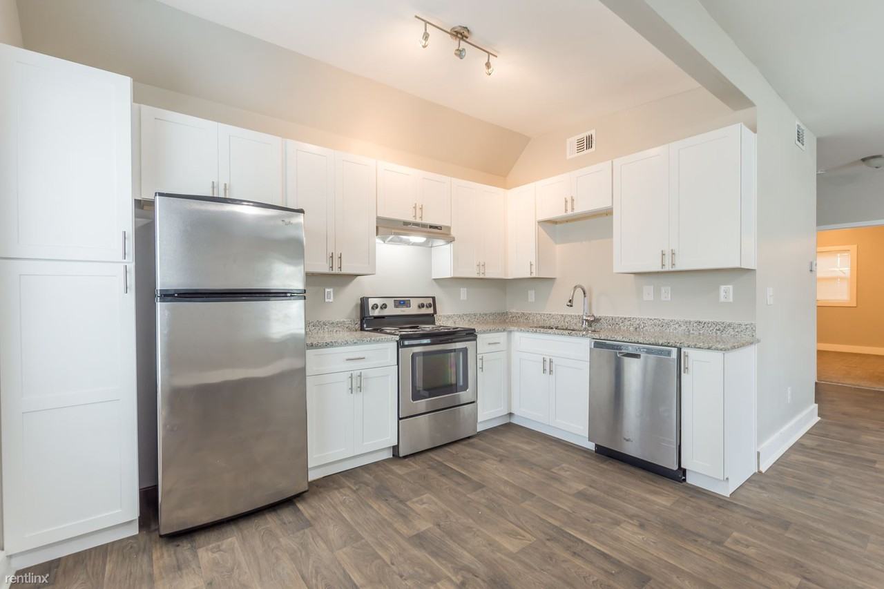 Balfour Chamblee - Photo 2 of 30