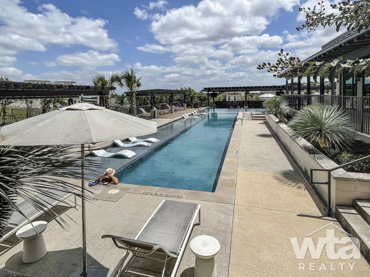 7624 TECOMA CIR - Photo 2 of 20