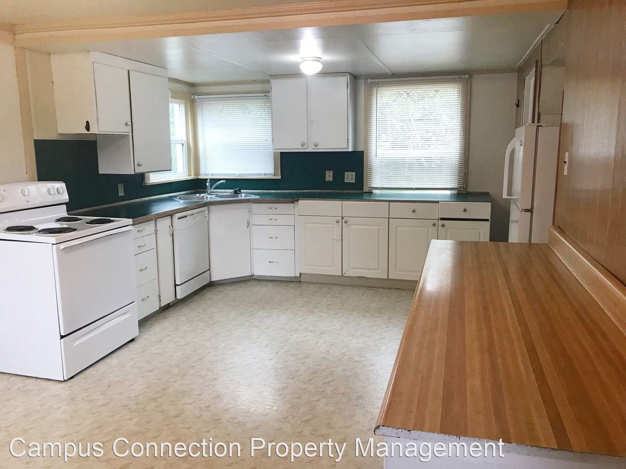 2477 Alder St - Photo 2 of 13