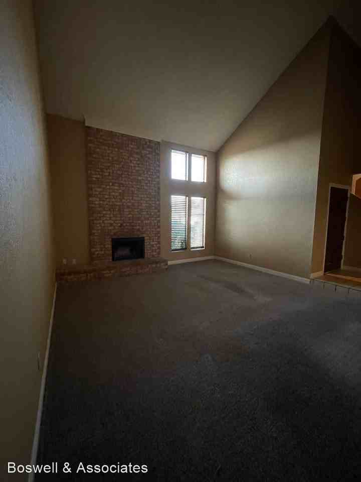 3102 Tealwood Pl - Photo 3 of 21