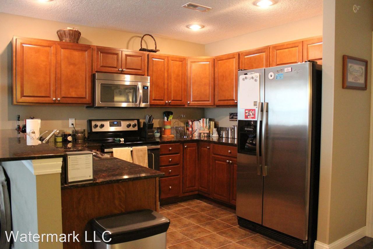 Townhomes on Blackhawk Landing - Photo 2 of 3