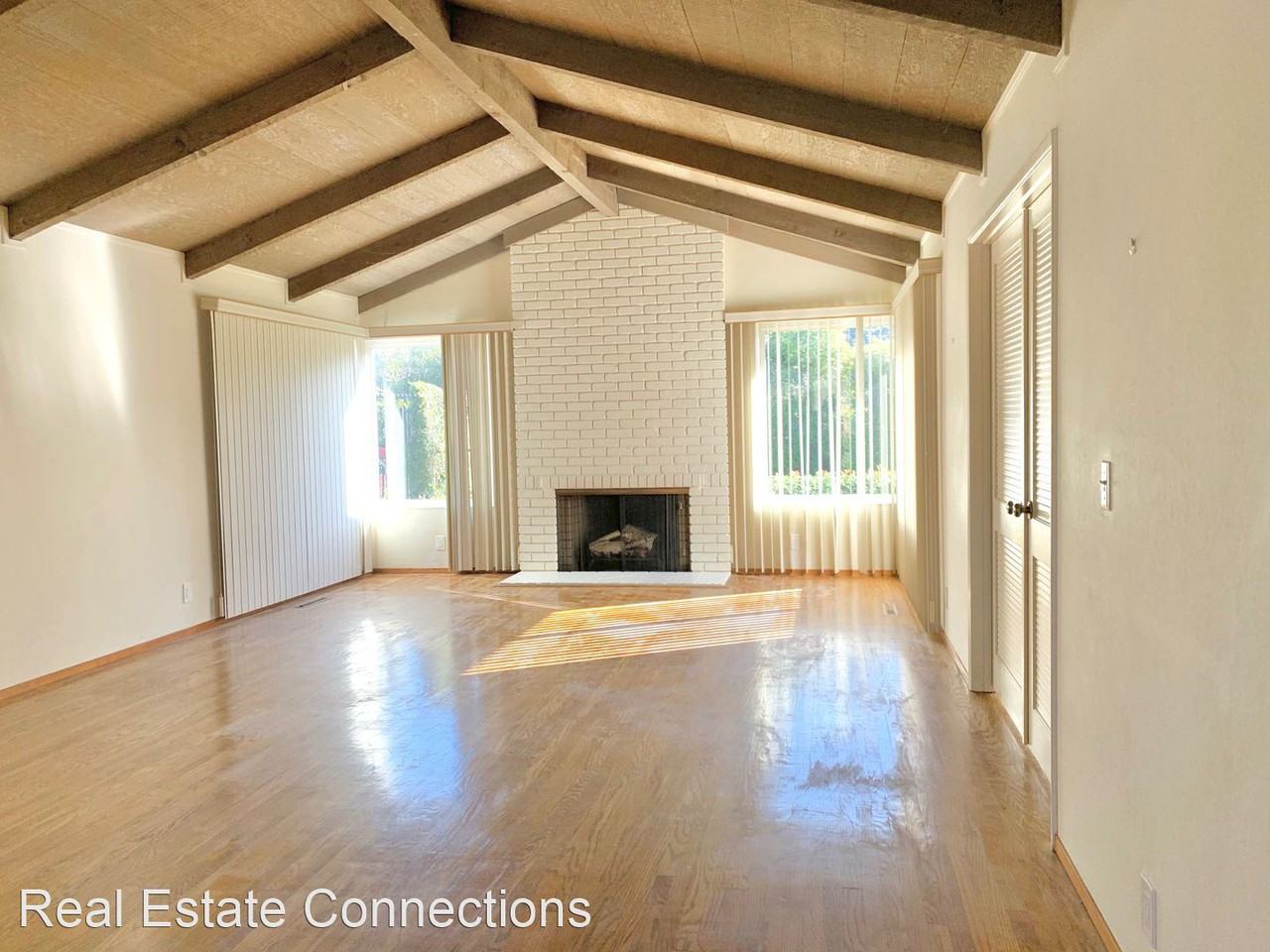 12668 Cambridge Dr - Photo 3 of 16