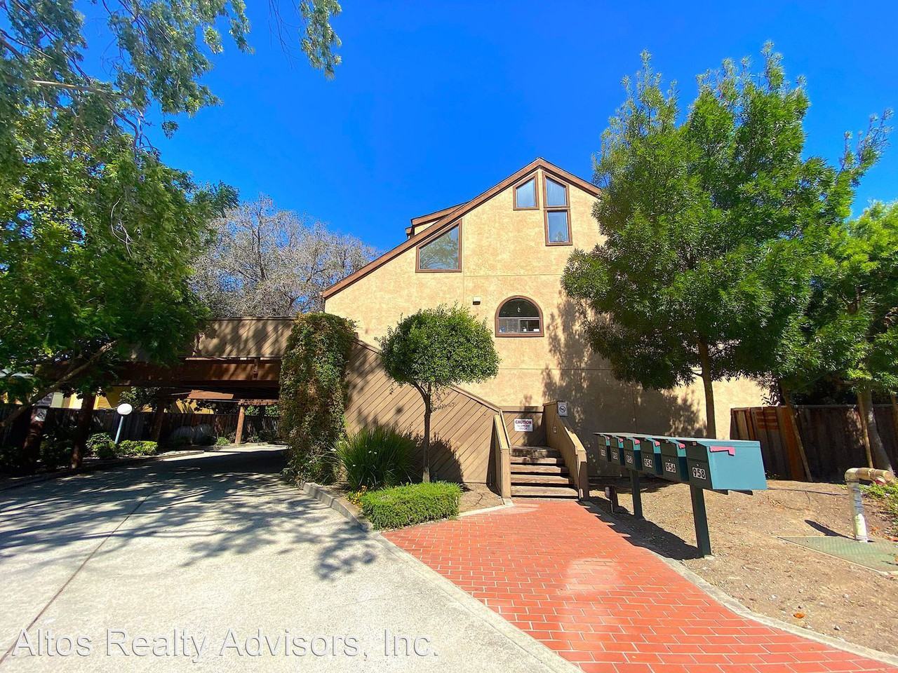 952 Bellomo Ave - Photo 2 of 17