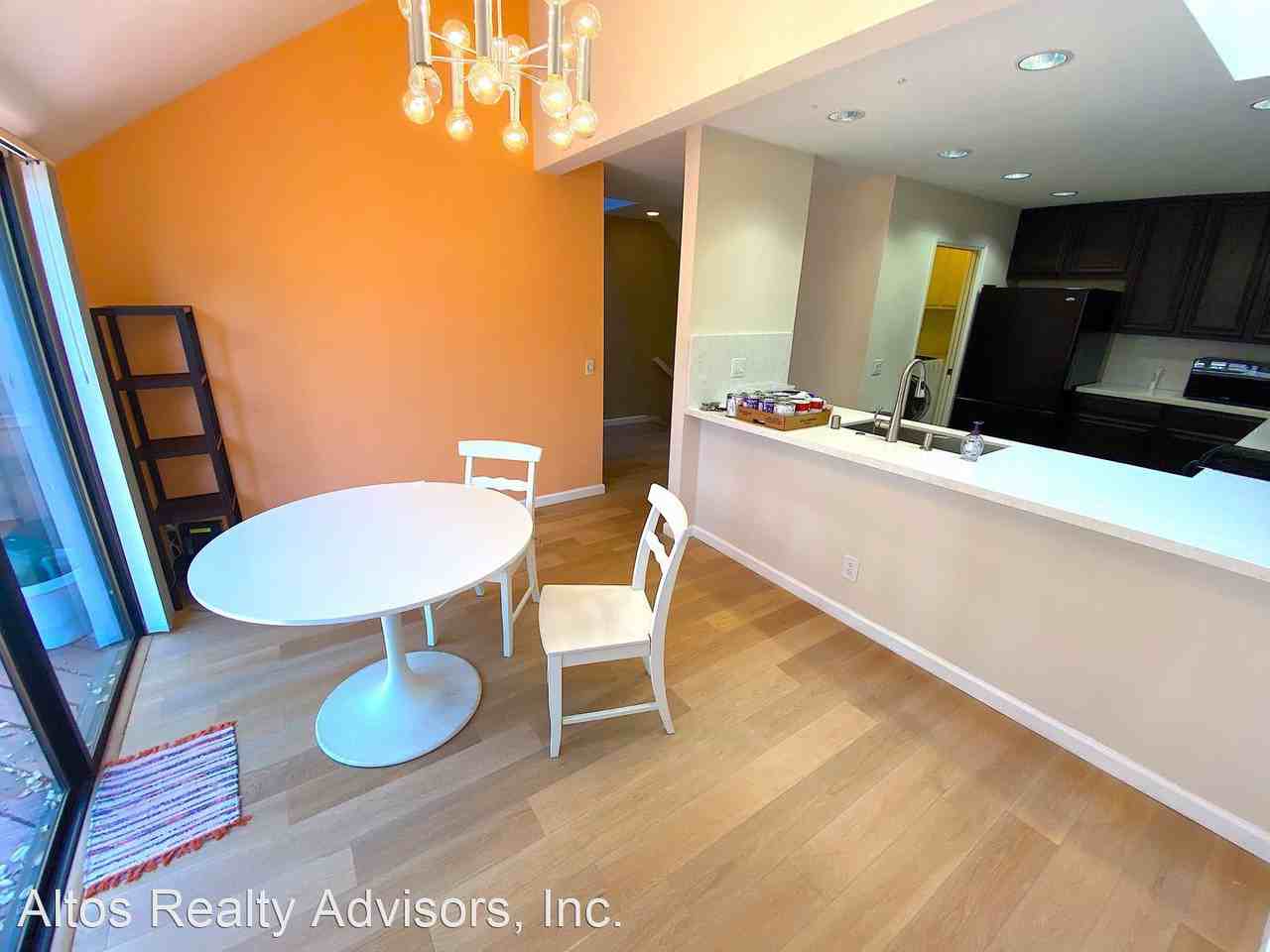 952 Bellomo Ave - Photo 3 of 17