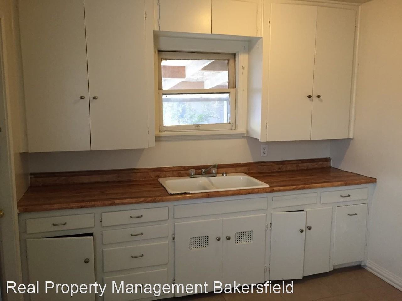 1525 Pearl St - Photo 3 of 6