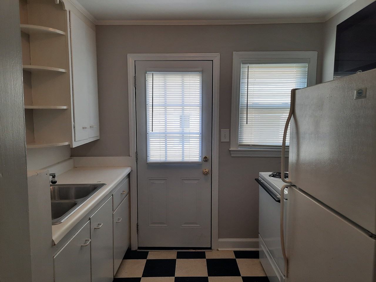 102 Shady Blvd - Photo 3 of 11