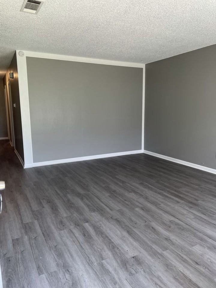 5190 Teakwood Dr - Photo 2 of 21