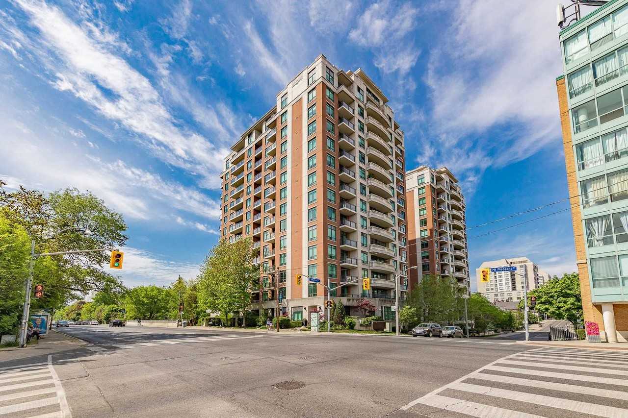 319 Merton Street #916