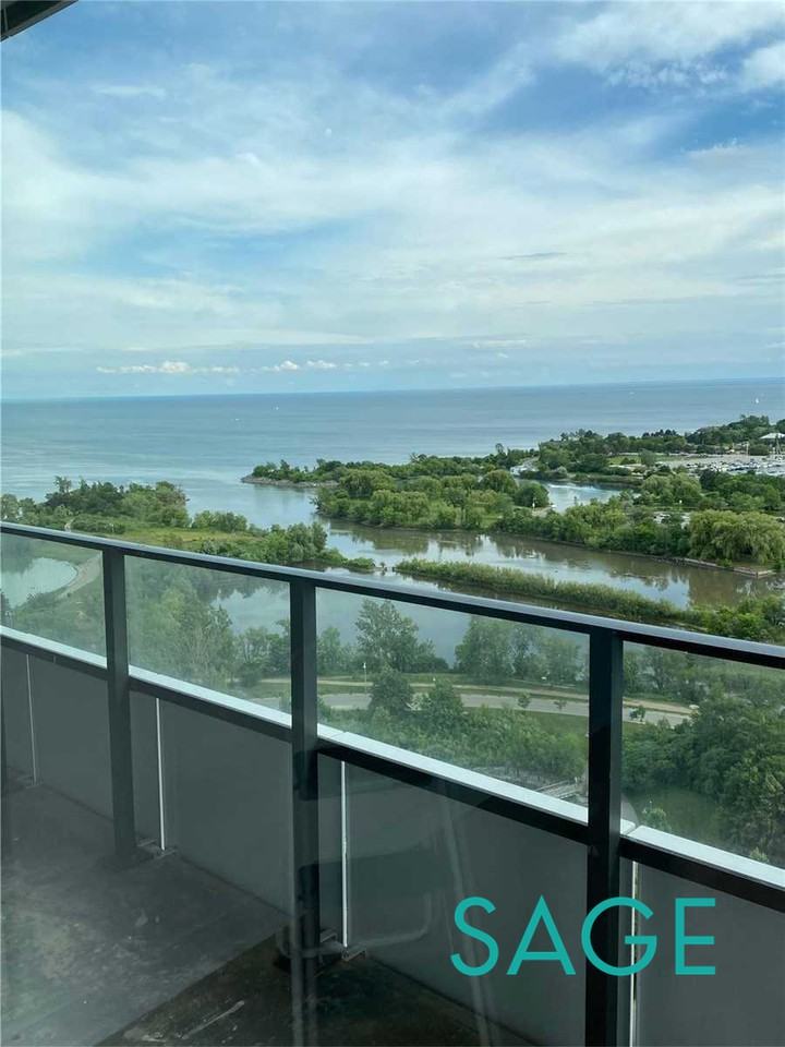 20 Shore Breeze Drive