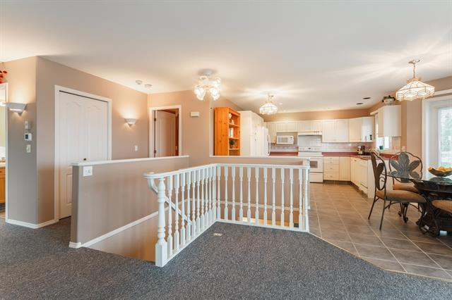 881 Toovey Road - Photo 2 of 42