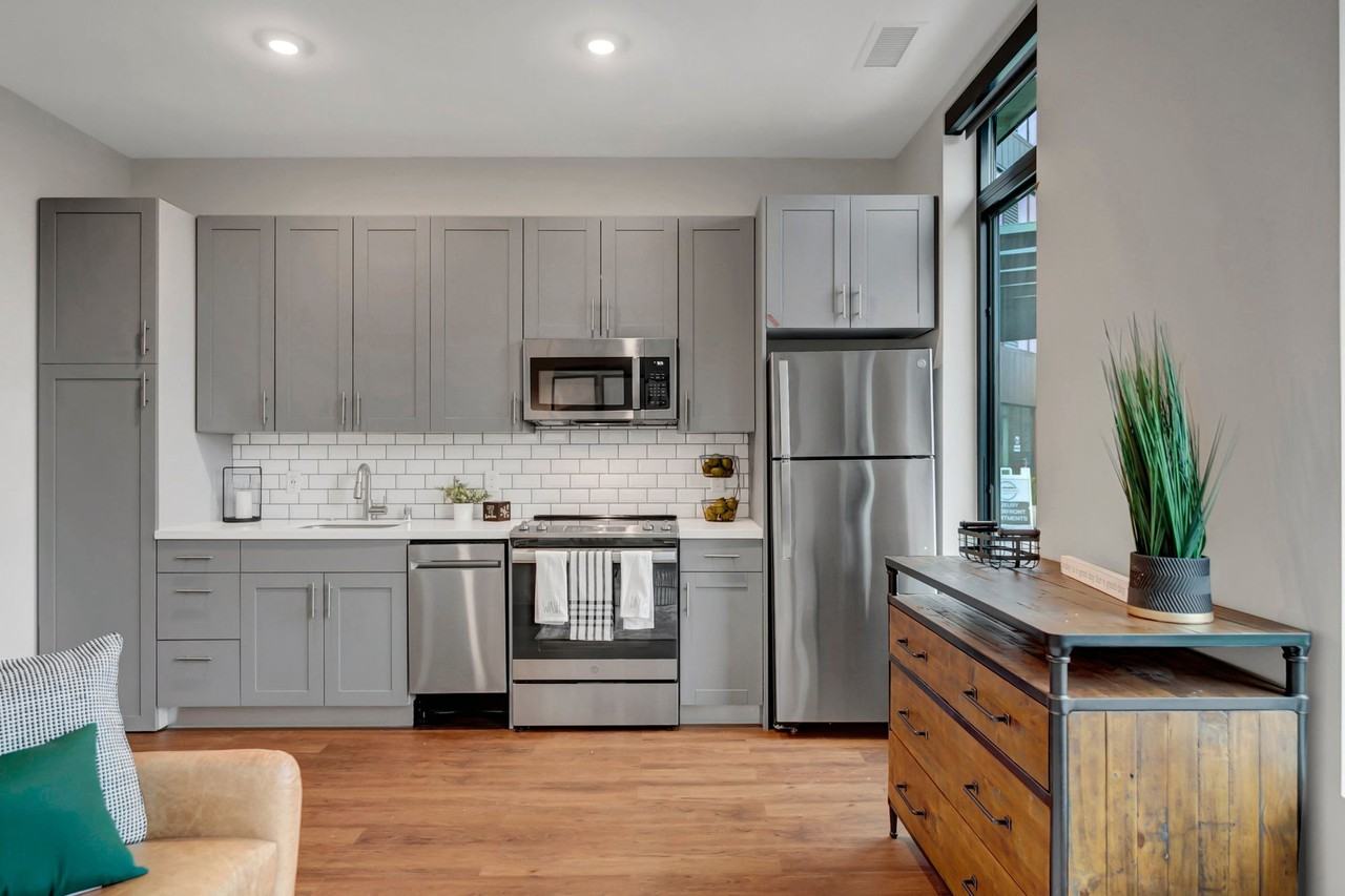 Waterford Bay - Photo 2 of 43