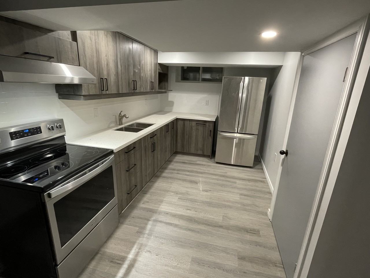 326 East 19th Street - Photo 3 of 5