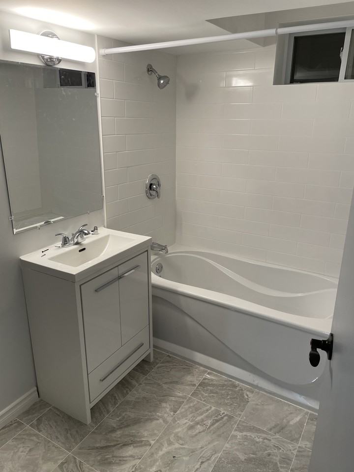 326 East 19th Street - Photo 2 of 5