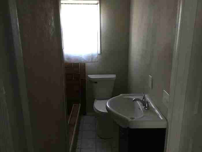 4025 N Kitley Ave - Photo 2 of 6