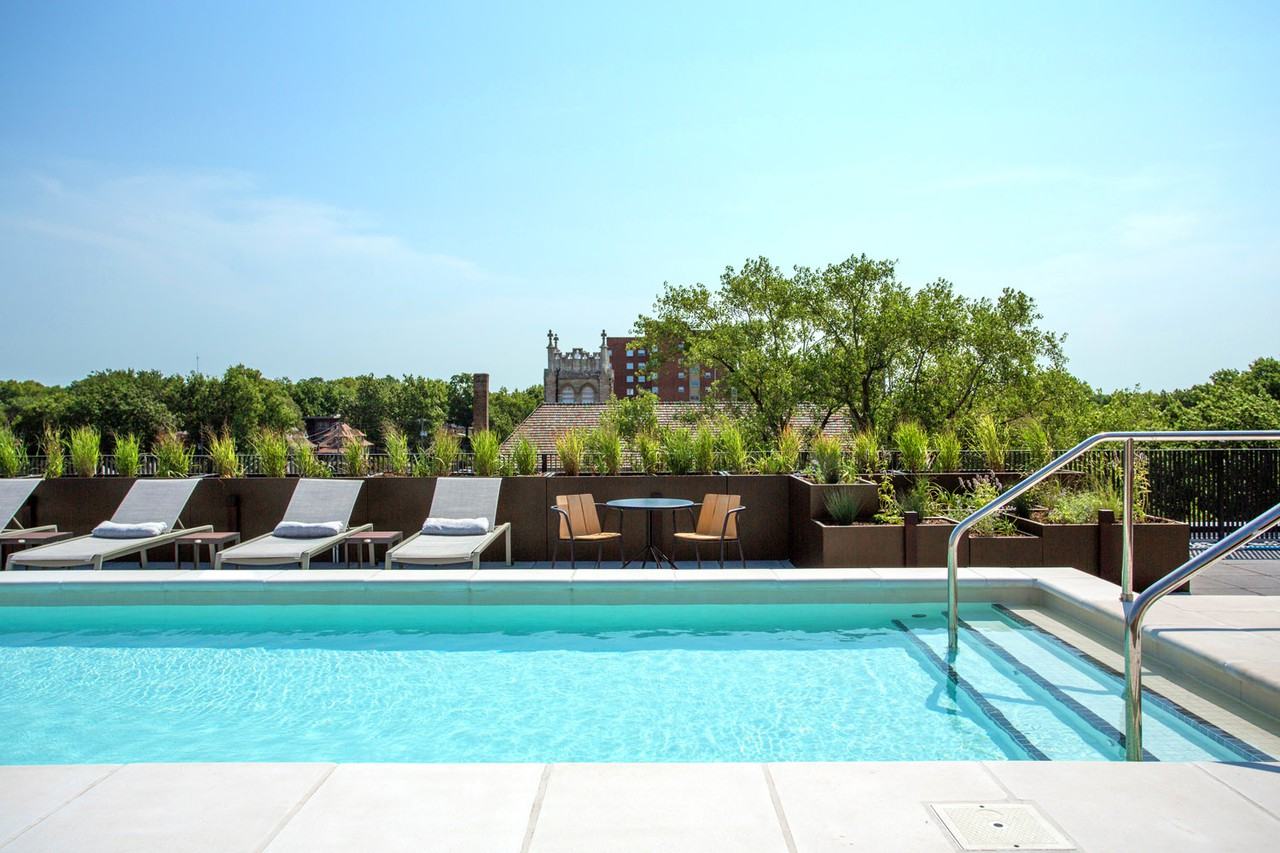 520 East - Photo 2 of 50