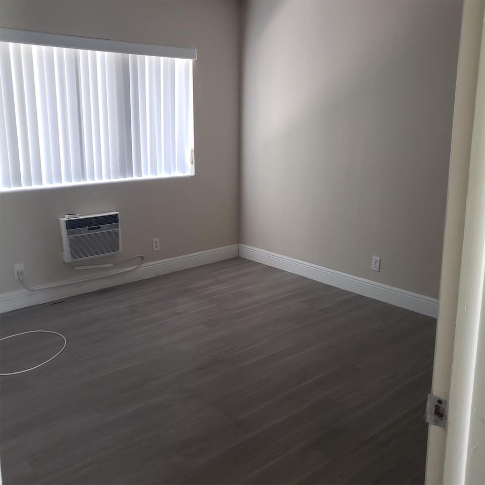 3212 SE 7th StreetUnit 1 #1 - Photo 4 of 14