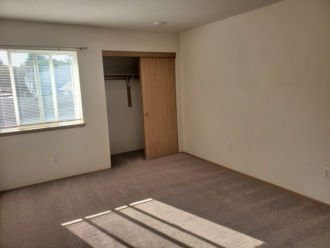 10660 Sw Davies Rd #43 - Photo 7 of 41