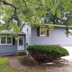 2339 Hawthorne Ct #1 - Photo 2 of 10