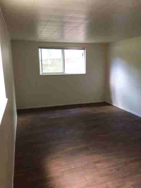 1507 S St - Photo 5 of 11