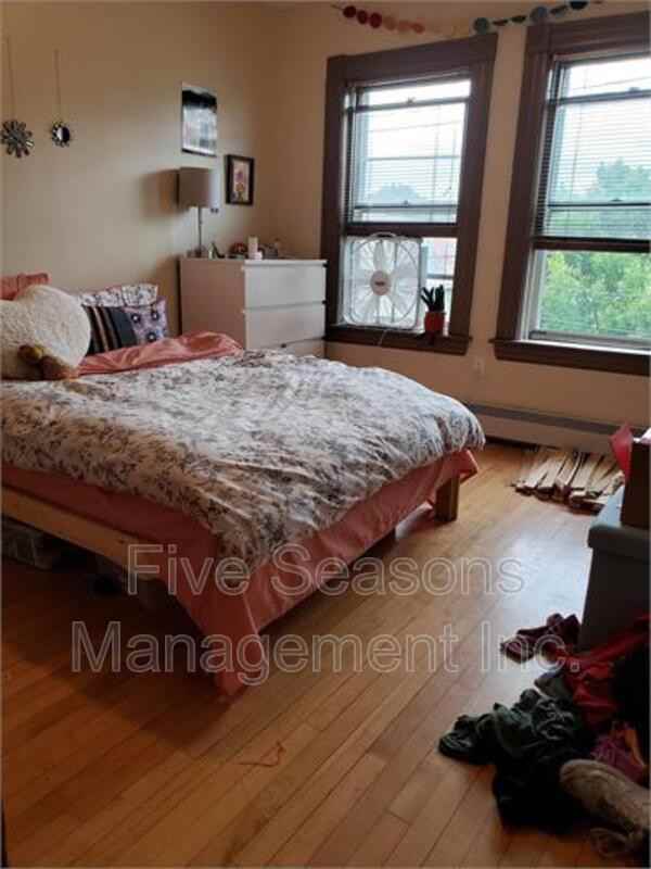 76 N Union St - Photo 2 of 14