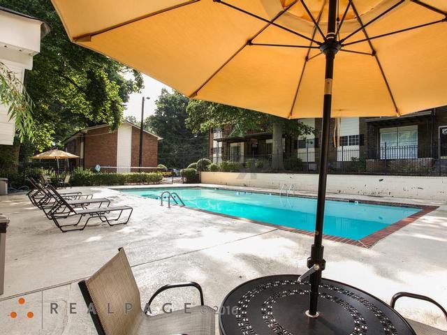 1119 Medin St - Photo 3 of 14