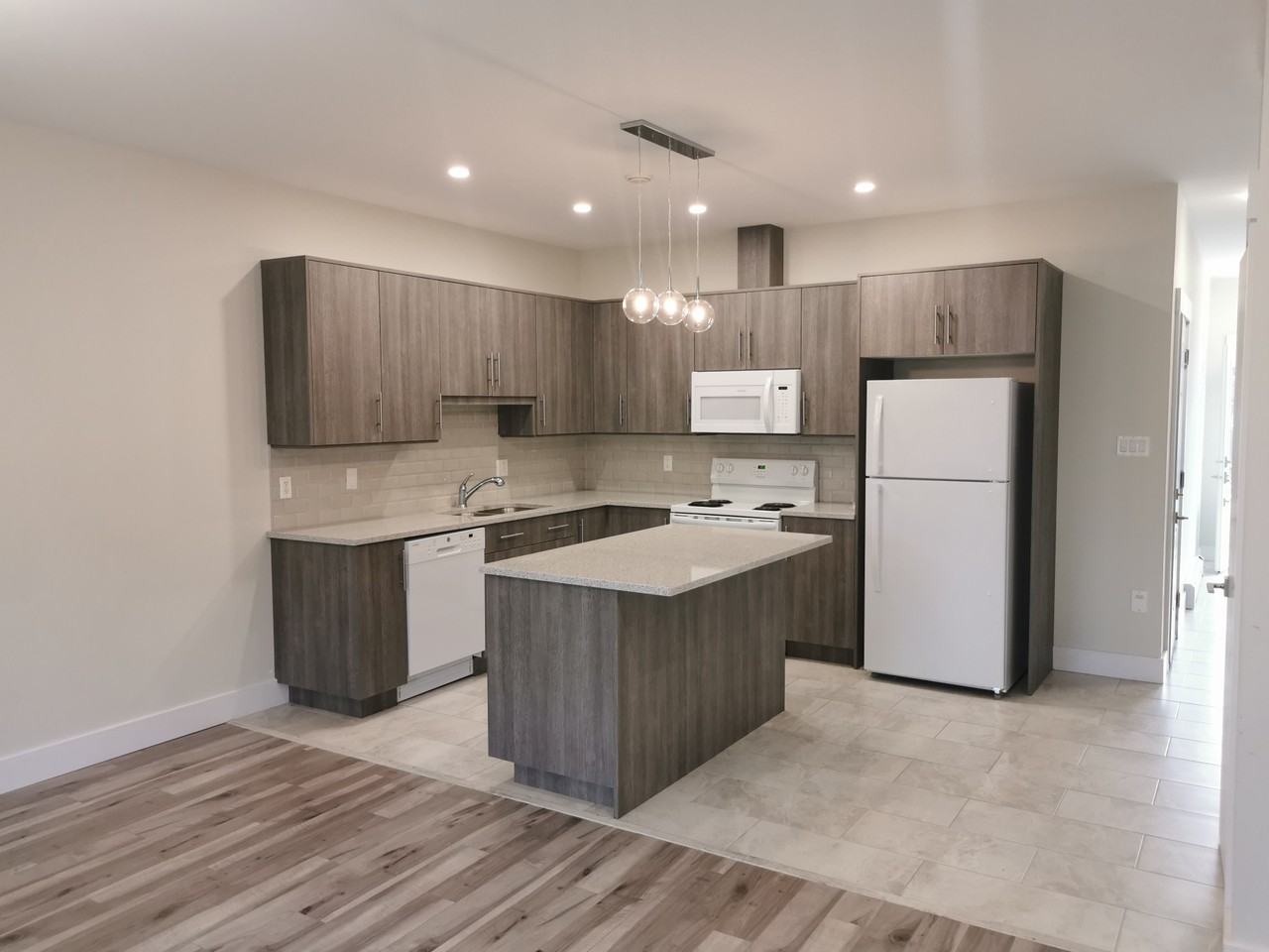 93 Larkview Terrace - Photo 5 of 19