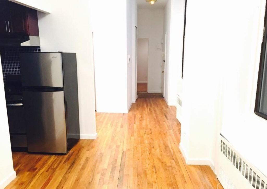 11 Maiden Ln #12E - Photo 7 of 10