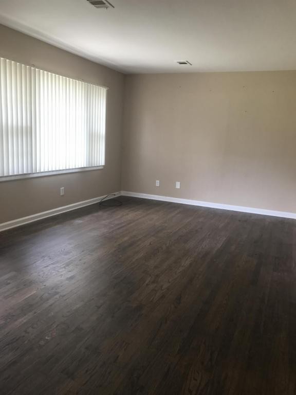 3565 Irwin Way - Photo 6 of 11